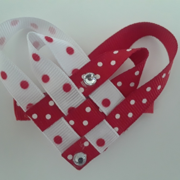 Red/white heart hair clip - Picture 1 of 1